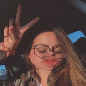 Meet your Posher, Brandy